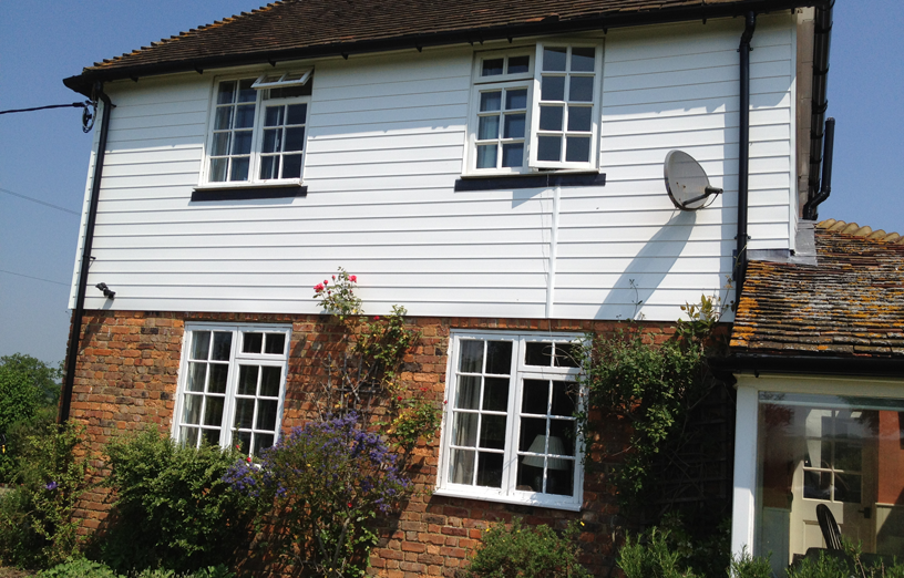 Swish_feather_edge_cladding_on_country_cottage